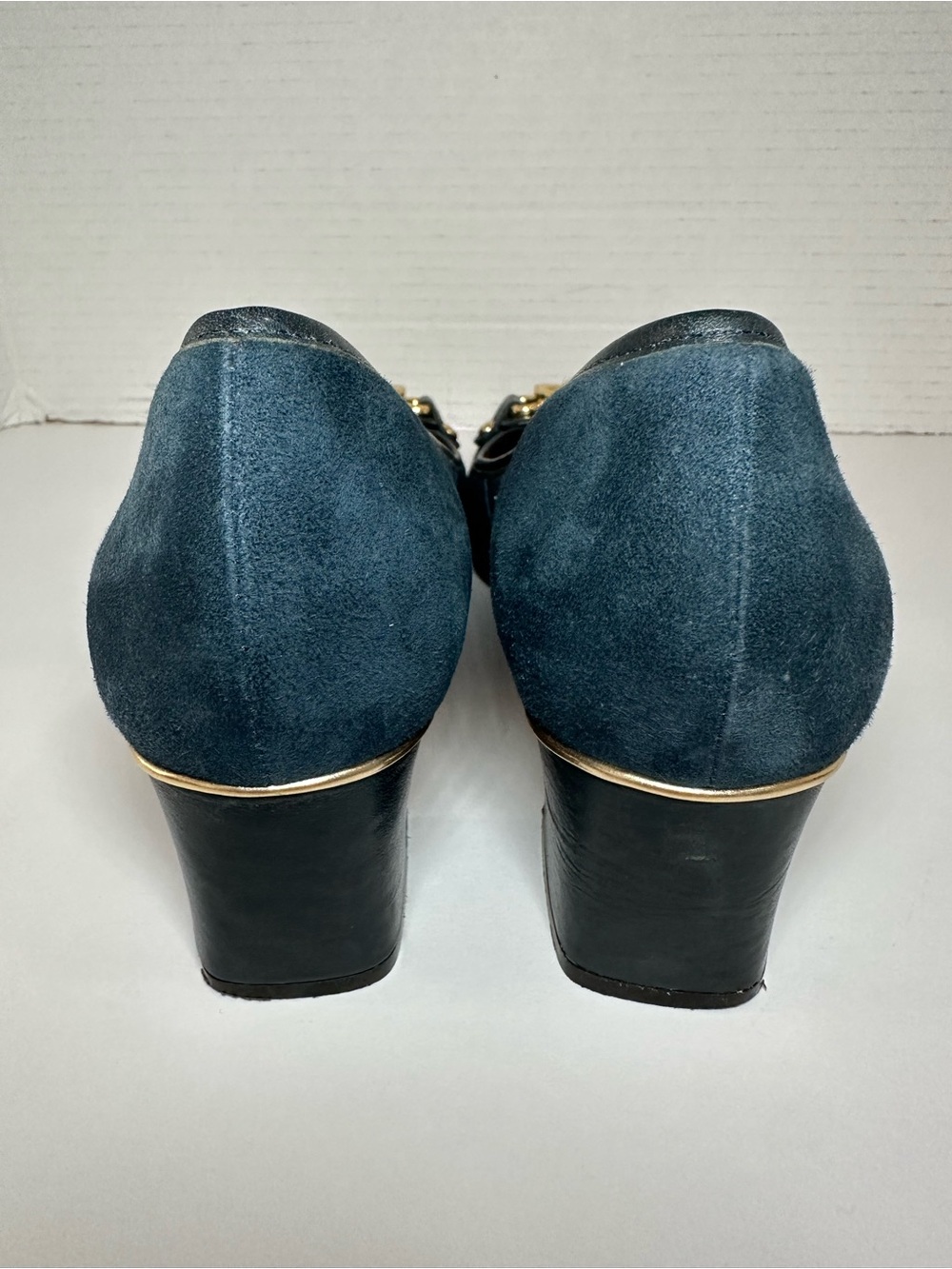 TALBOTS Women’s Teal Blue Suede Gold Buckle Trim Classic Low Block Heels- Size 8 - Picture 12 of 13